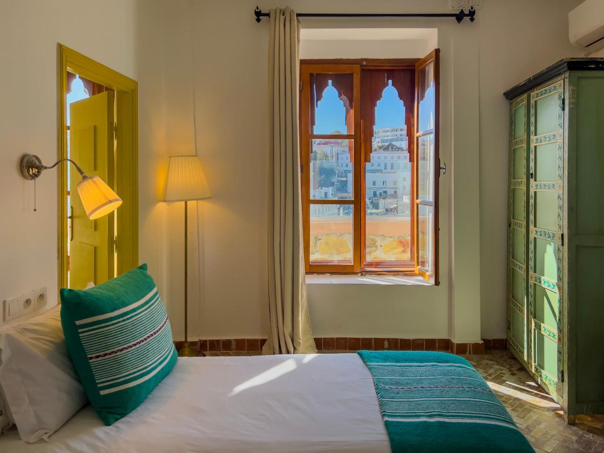 Riad Tanja By Chef Moha Tangier Bagian luar foto